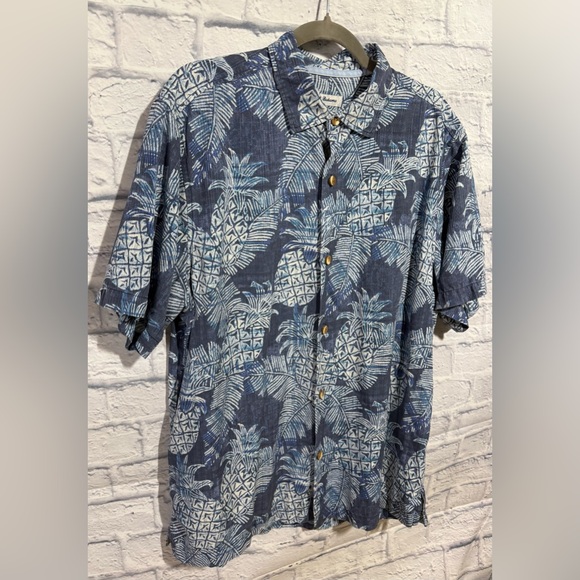 Tommy Bahama Silk Blend Hawaiian Pineapple Shirt, Blue Aloha Mens, Size Large - Picture 2 of 10